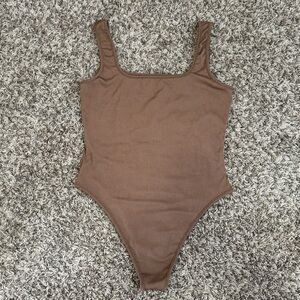 Women’s bodysuit size large